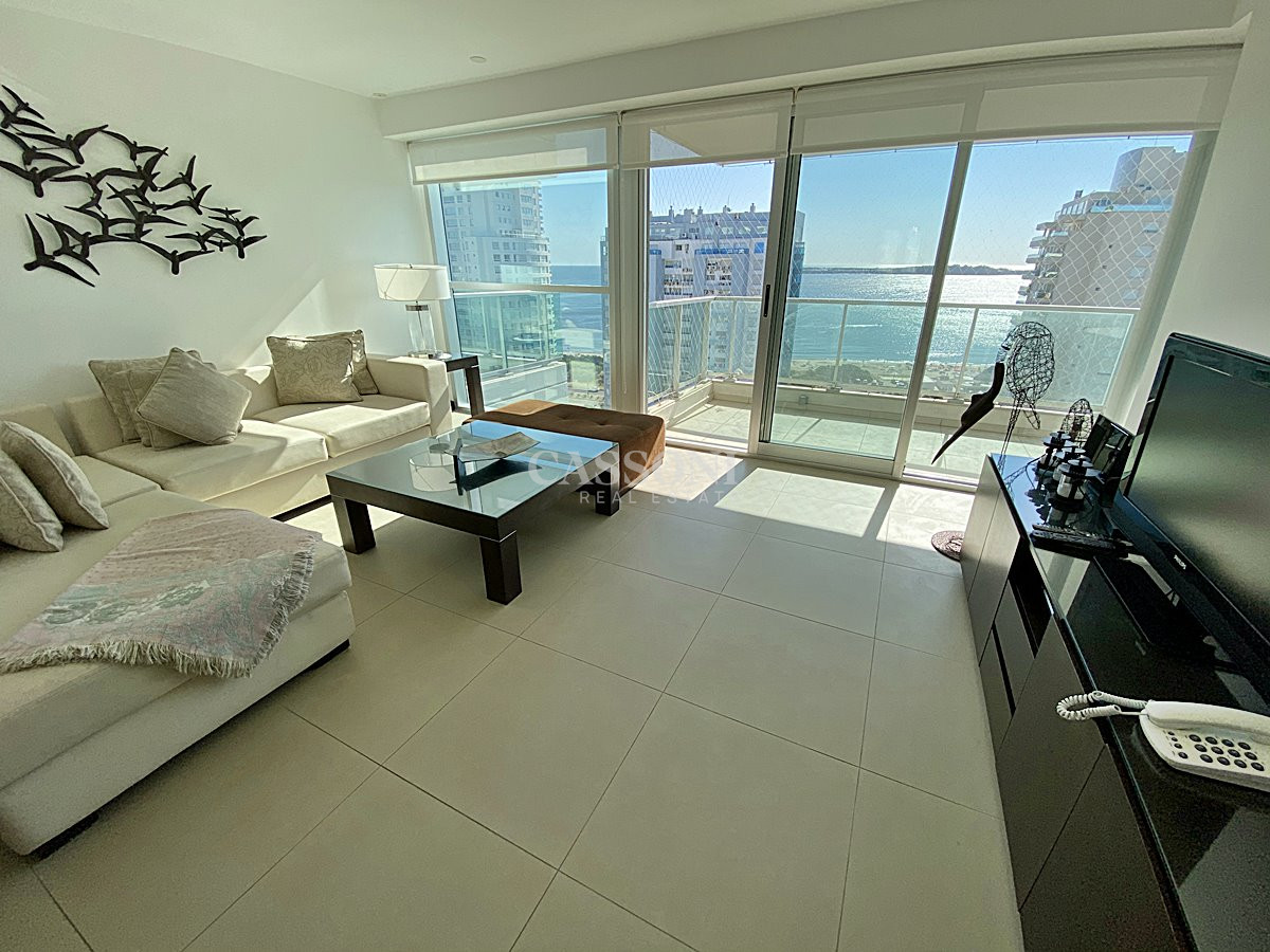 Apartamento ID.1427 - Hermoso apartamento de 3 dormitorios a pasos de Playa Mansa! 