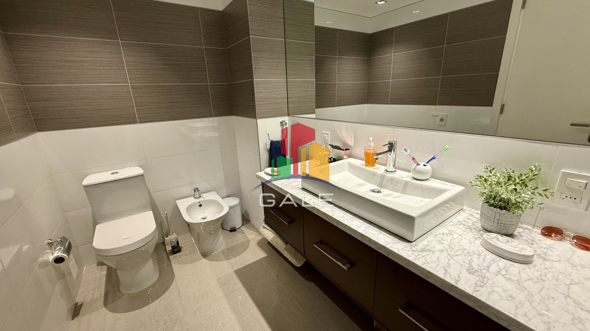 Apartamento ID.3700 - Apartamento de categoría en venta con vista al mar 