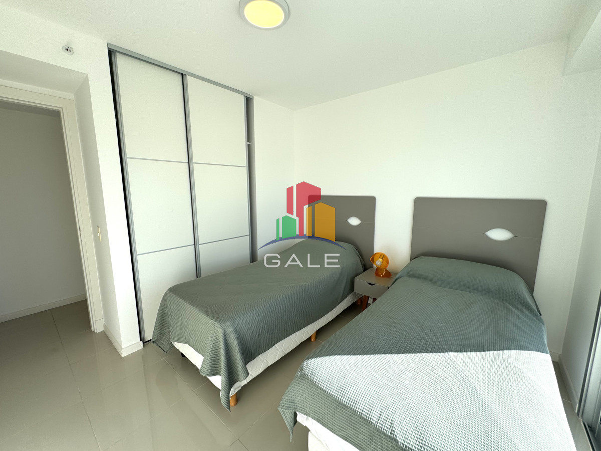 Apartamento ID.4779 - Apartamento en venta de 3 dormitorios en Aidy Grill Playa Brava Punta del Este