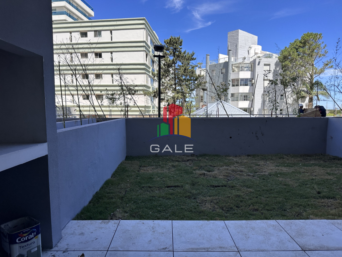 Apartamento ID.4690 - Apartamento de 2 dormitorios en venta, Playa Brava Punta del Este