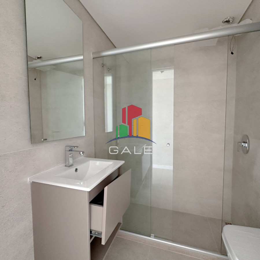 Apartamento ID.4690 - Apartamento de 2 dormitorios en venta, Playa Brava Punta del Este