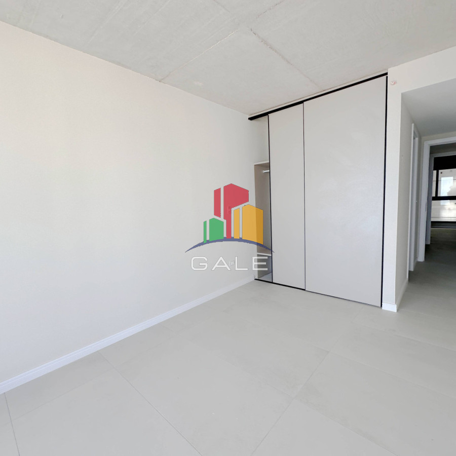 Apartamento ID.4690 - Apartamento de 2 dormitorios en venta, Playa Brava Punta del Este