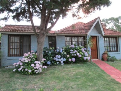 Casa en Jardines de Cordoba - Punta del Este