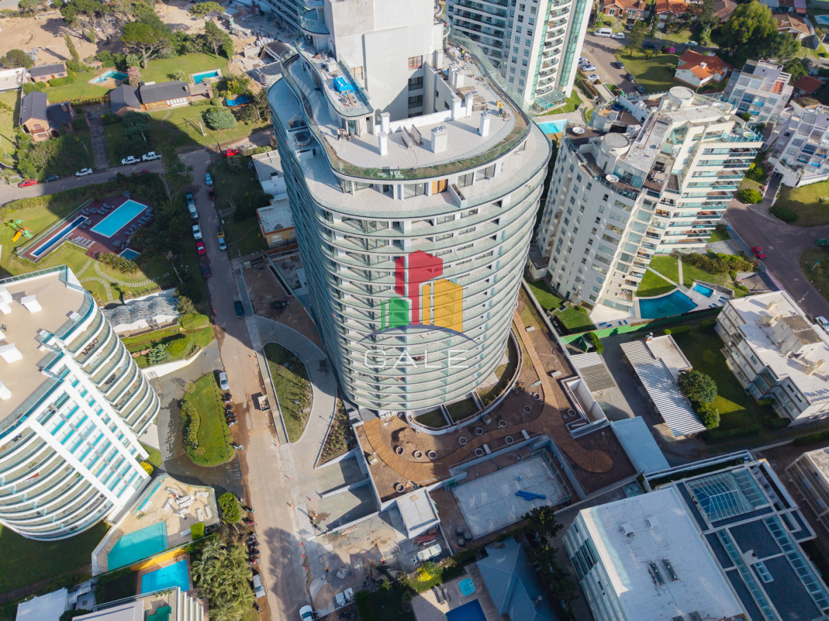 Apartamento ID.4690 - Apartamento de 2 dormitorios en venta, Playa Brava Punta del Este