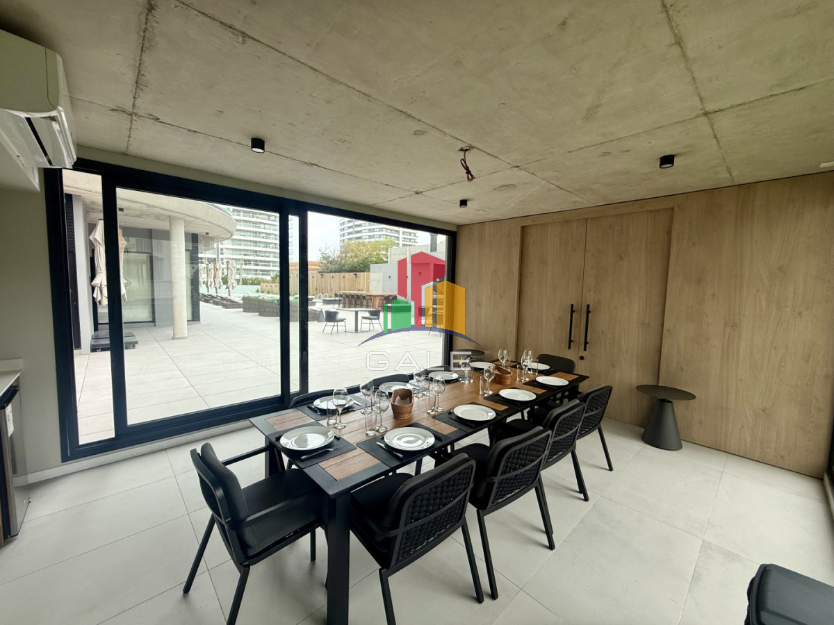 Apartamento ID.4690 - Apartamento de 2 dormitorios en venta, Playa Brava Punta del Este