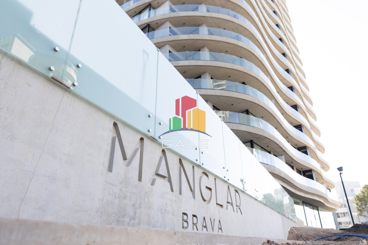 Apartamento ID.4690 - Apartamento de 2 dormitorios en venta, Playa Brava Punta del Este