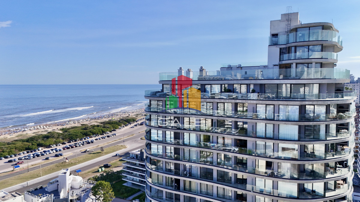 Apartamento ID.4690 - Apartamento de 2 dormitorios en venta, Playa Brava Punta del Este