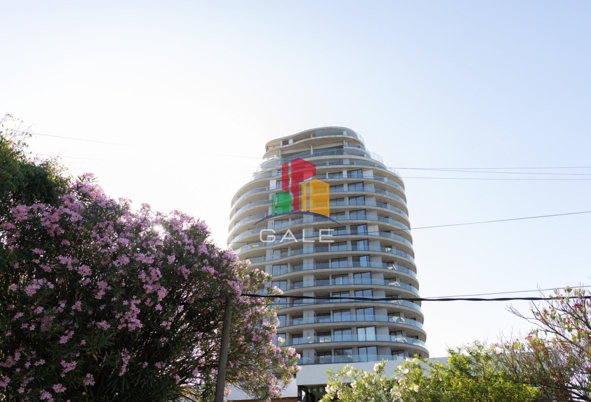 Apartamento ID.4690 - Apartamento de 2 dormitorios en venta, Playa Brava Punta del Este