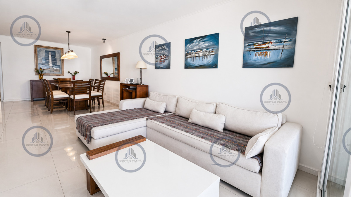 Apartamento en venta y alquiler temporario  3 dormitorios en Playa Brava, Punta del Este — fotografía 3