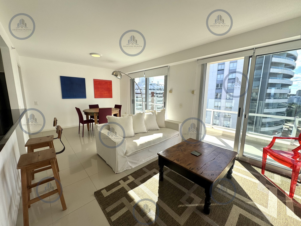 Apartamento en venta de 3 dormitorios en Aidy Grill Playa Brava Punta del Este — fotografía 1