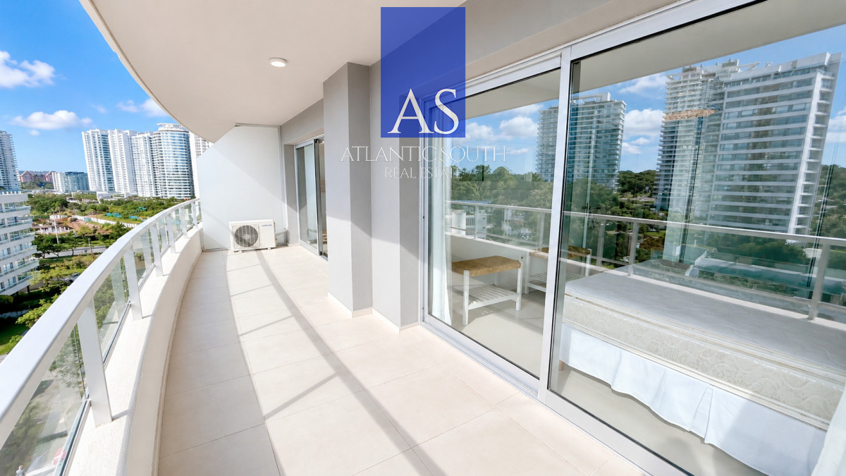 Apartamento ID.4807 - Apartamento moderno 1 dormitorio todos los servicios Playa BRava Aidy Grill Punta del Este