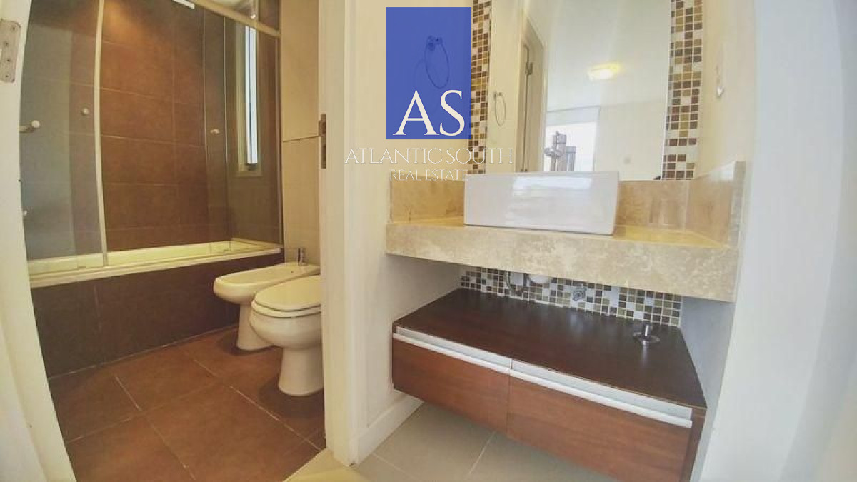 Apartamento ID.2132 - Apartamento 3 dormitorios en torre de categoría Punta del Este