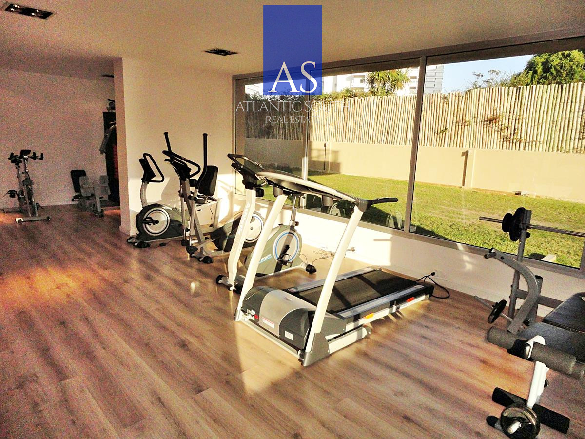 Apartamento ID.4807 - Apartamento moderno 1 dormitorio todos los servicios Playa BRava Aidy Grill Punta del Este