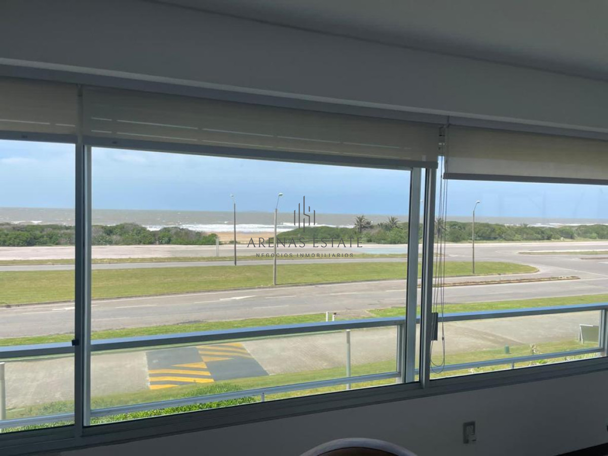 Apartamento ID.2152 - Apartamento en torre de categoría en venta y alquiler temporario.