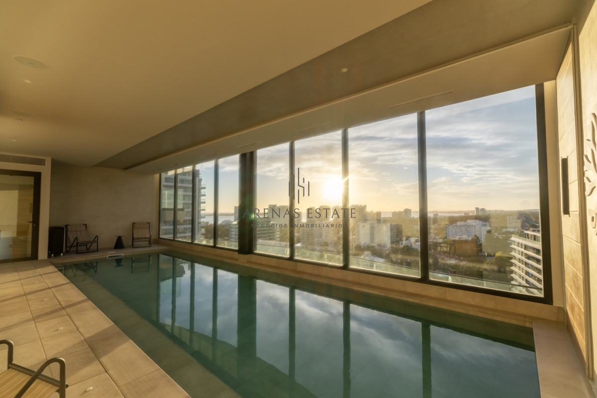 Apartamento ID.4448 - Apartamento de 2 dormitorios en venta, Playa Brava, Punta del Este