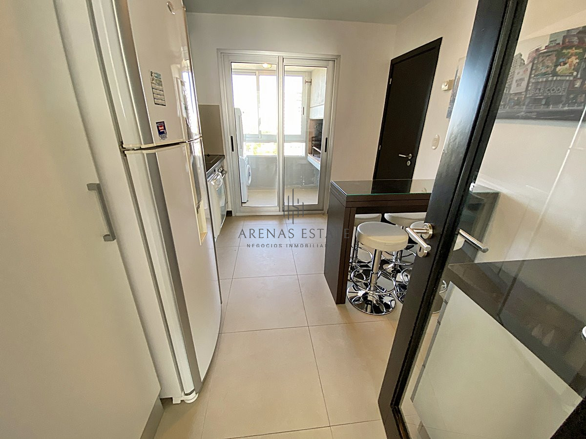 Apartamento ID.2151 - Hermoso apartamento de 3 dormitorios a pasos de Playa Mansa! 