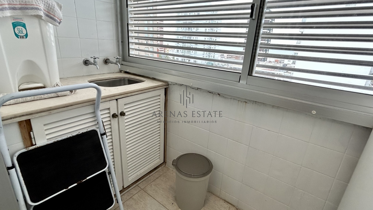 Apartamento ID.2158 - Apartamento de 3 dormitorios en venta, peninsula, puerto Punta del Este