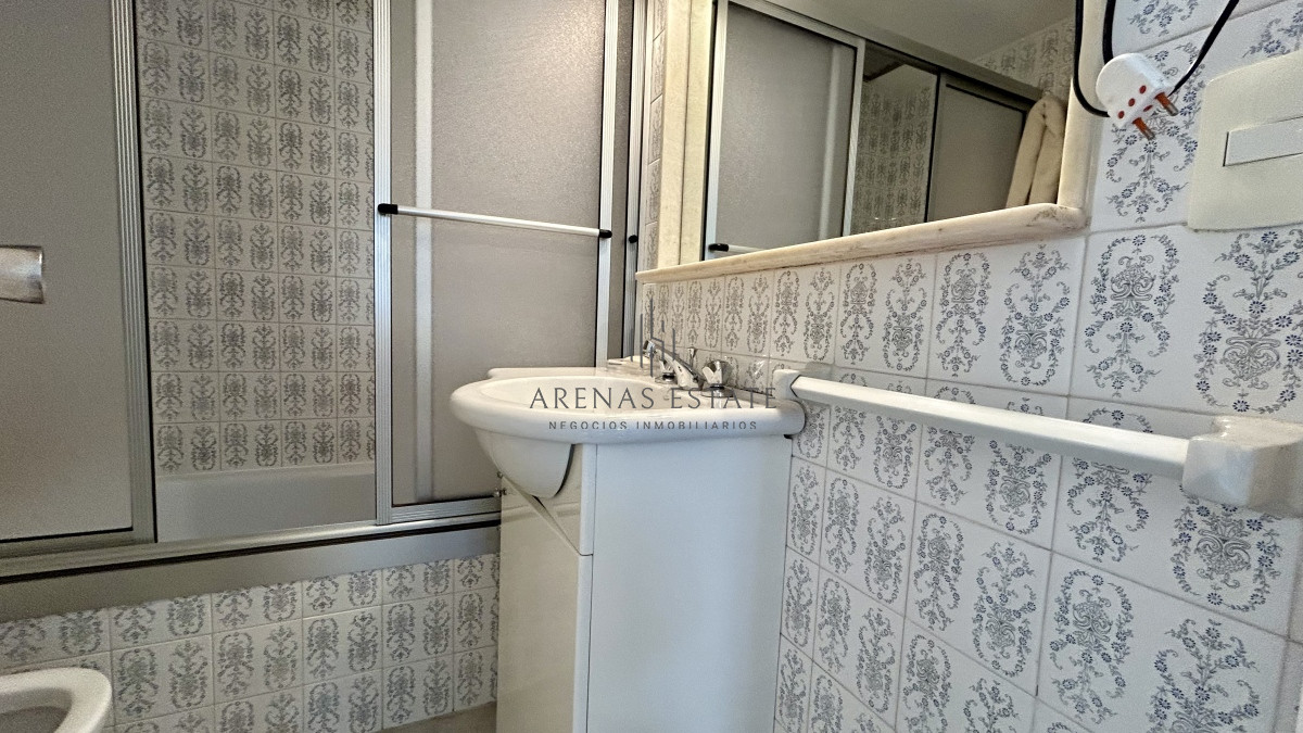 Apartamento ID.2158 - Apartamento de 3 dormitorios en venta, peninsula, puerto Punta del Este