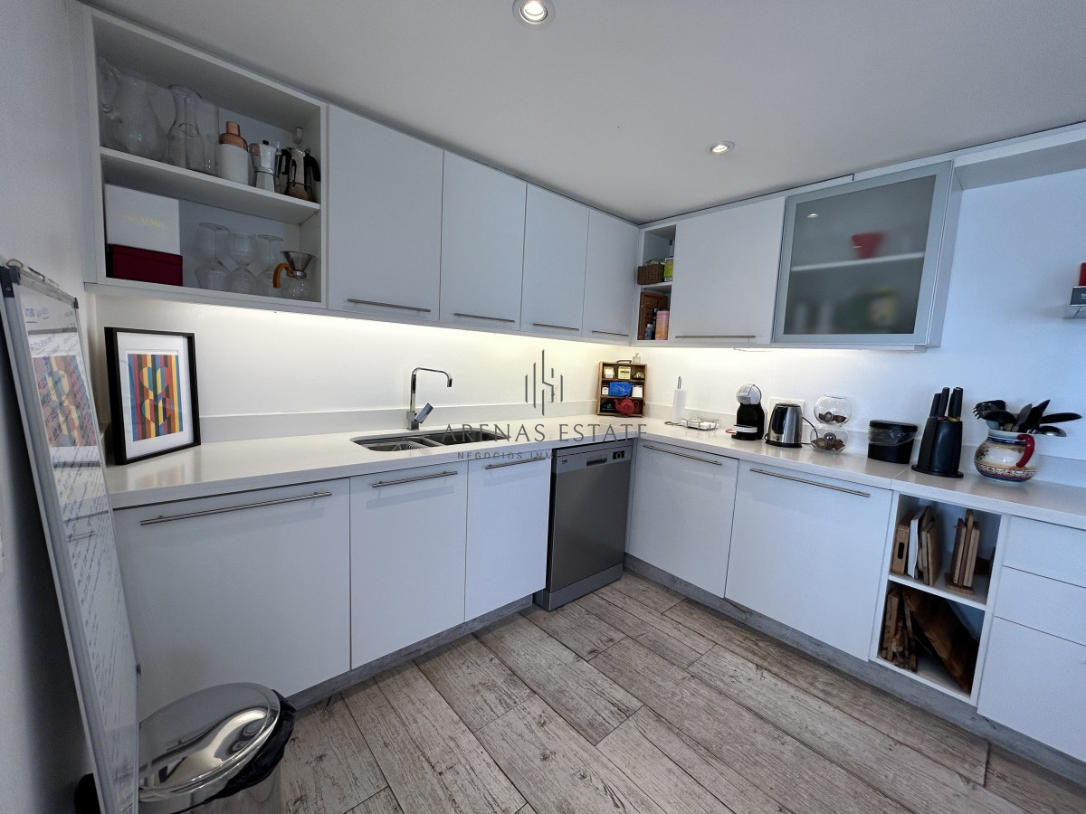 Apartamento ID.2156 - Apartamento pent house en venta de 3 dormitorios en Punta del Este 