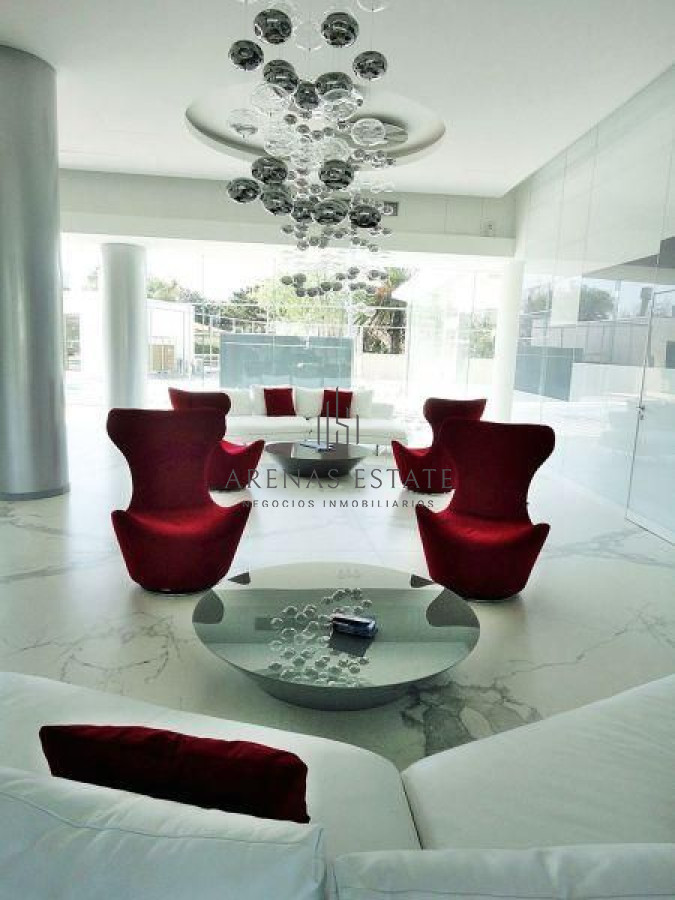 Apartamento ID.2150 - Apartamento en venta Playa Mansa 3 dormitorios