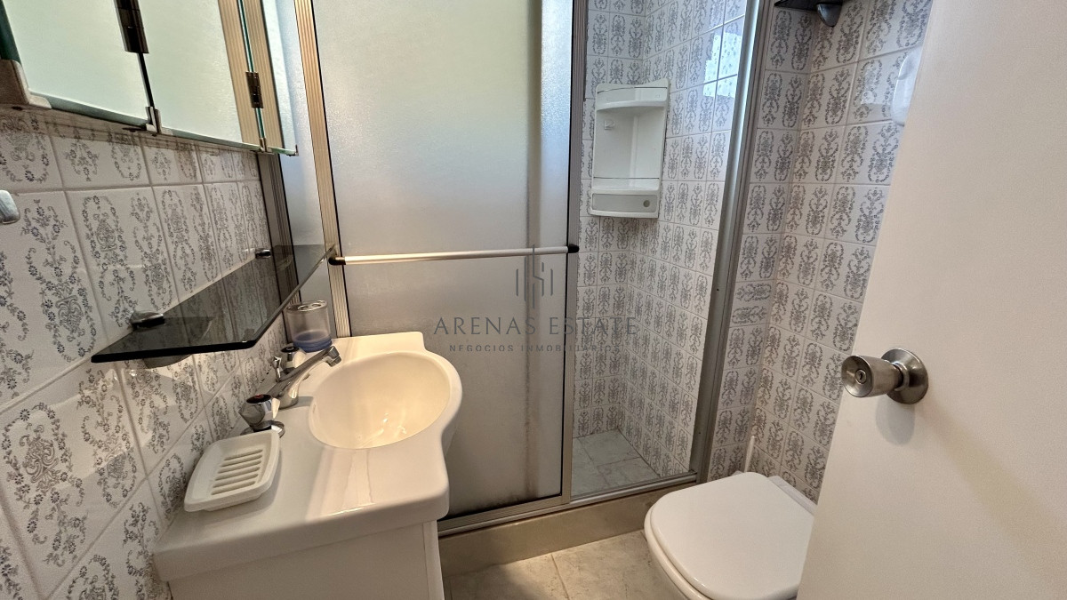Apartamento ID.2158 - Apartamento de 3 dormitorios en venta, peninsula, puerto Punta del Este