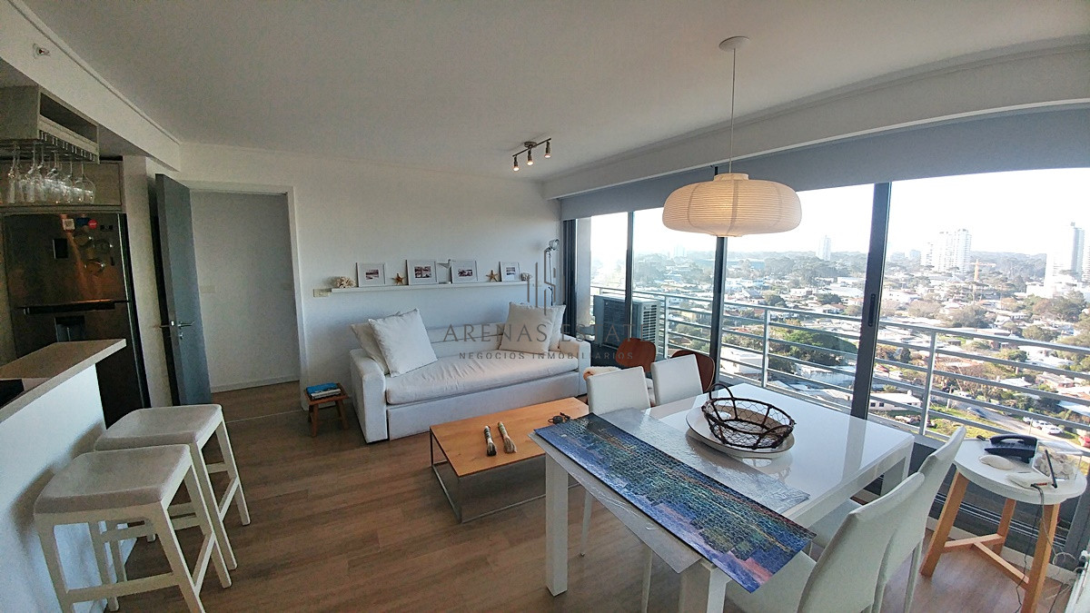 Apartamento ID.1721 - Apartamento de dos dormitorios en Punta del Este , zona Mansa 