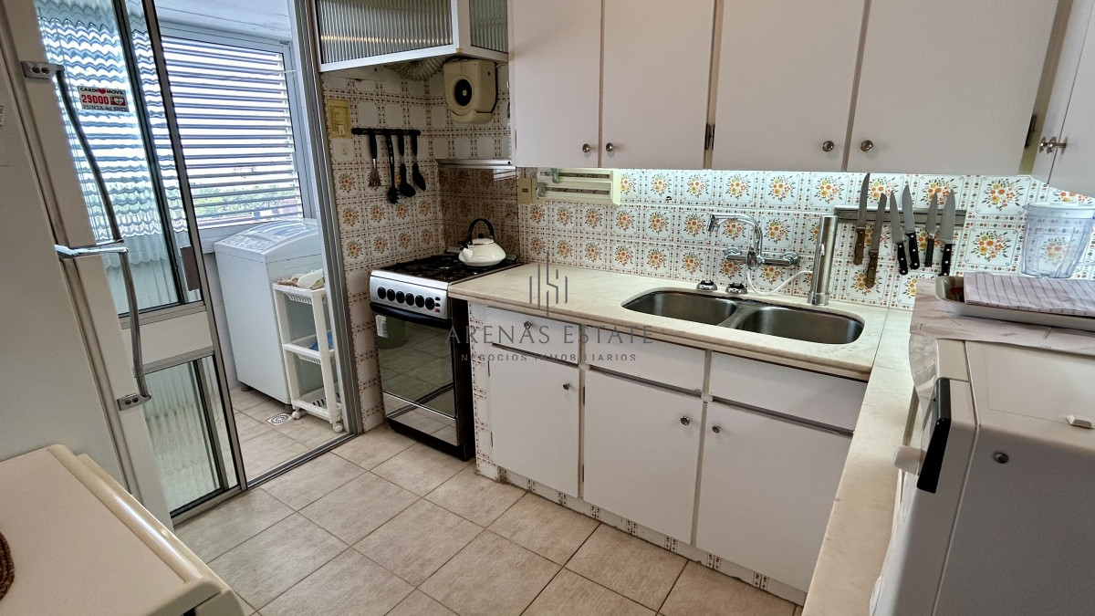 Apartamento ID.2158 - Apartamento de 3 dormitorios en venta, peninsula, puerto Punta del Este
