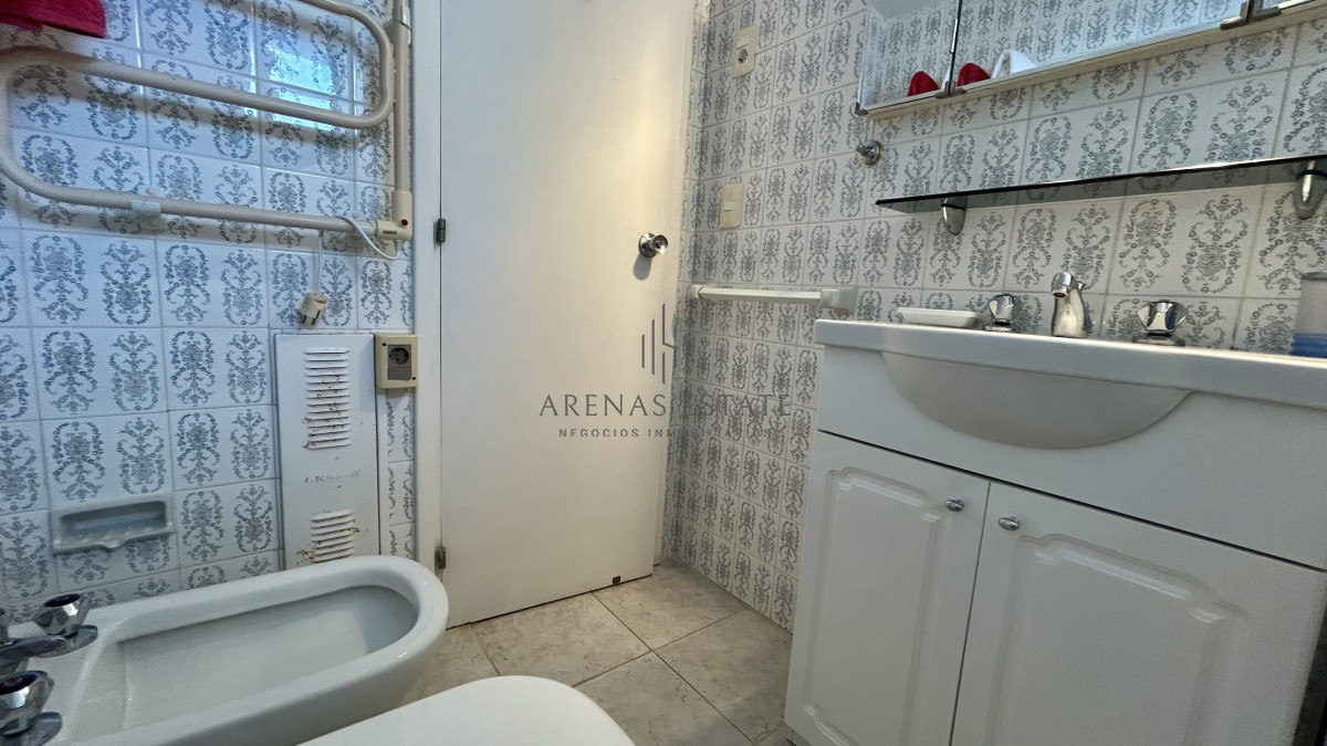 Apartamento ID.2158 - Apartamento de 3 dormitorios en venta, peninsula, puerto Punta del Este