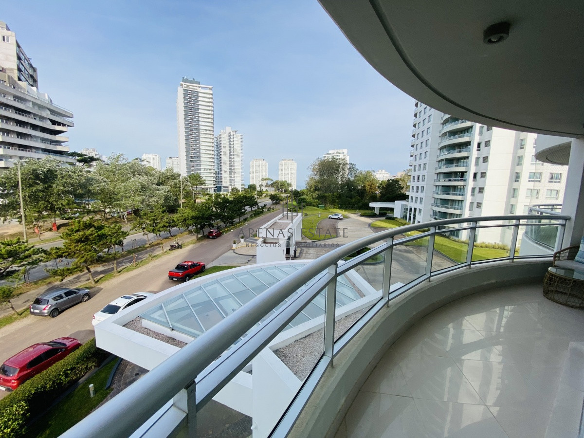 Apartamento ID.2155 - apartamento de 3 dormitorios y dependencia de servicio  