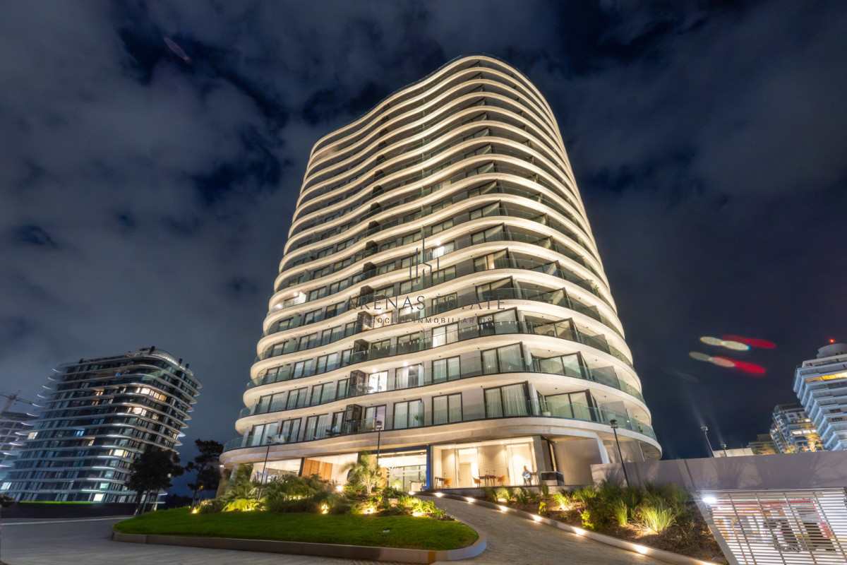 Apartamento ID.4448 - Apartamento de 2 dormitorios en venta, Playa Brava, Punta del Este