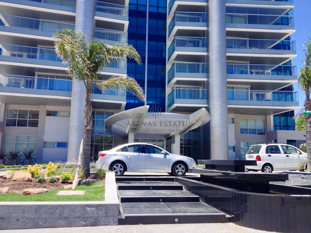 Apartamento ID.2149 - Apartamento en venta, 3 dormitorios en Punta del Este