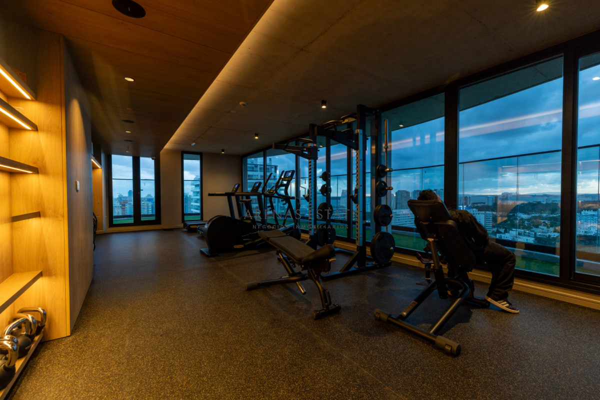 Apartamento ID.4448 - Apartamento de 2 dormitorios en venta, Playa Brava, Punta del Este