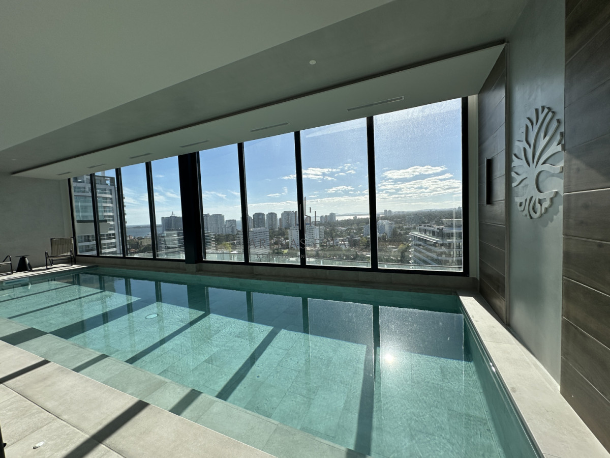 Apartamento ID.4448 - Apartamento de 2 dormitorios en venta, Playa Brava, Punta del Este