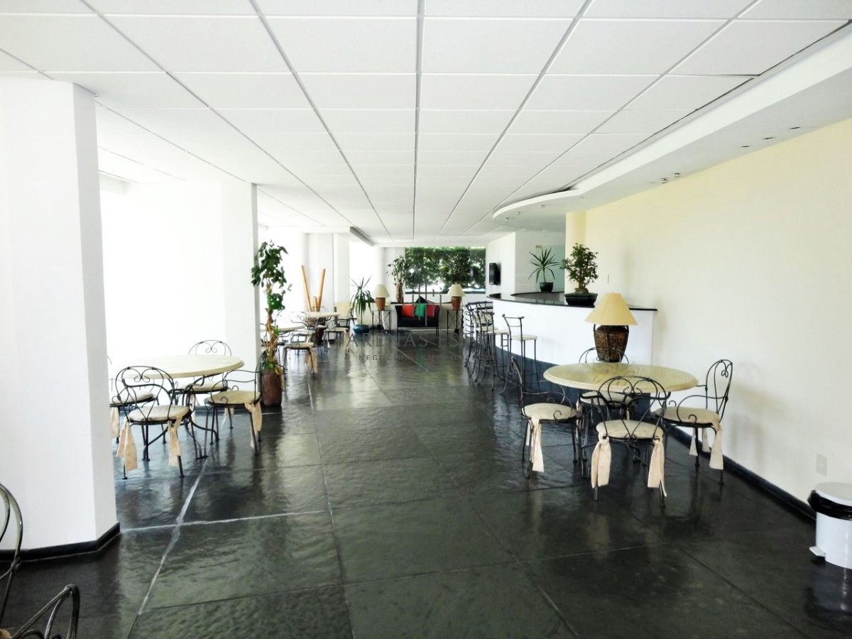 Apartamento ID.2156 - Apartamento pent house en venta de 3 dormitorios en Punta del Este 