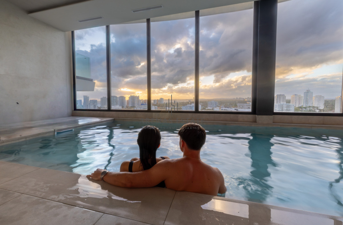 Apartamento ID.4448 - Apartamento de 2 dormitorios en venta, Playa Brava, Punta del Este