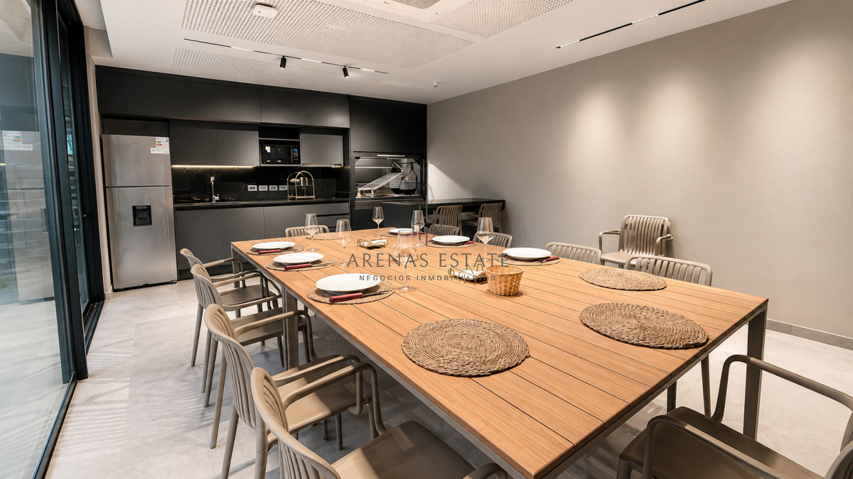 Apartamento ID.4445 - Apartamento en venta de 2 dormitorios Punta del Este
