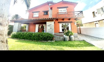 Espectacular Casa en Zona del Faro