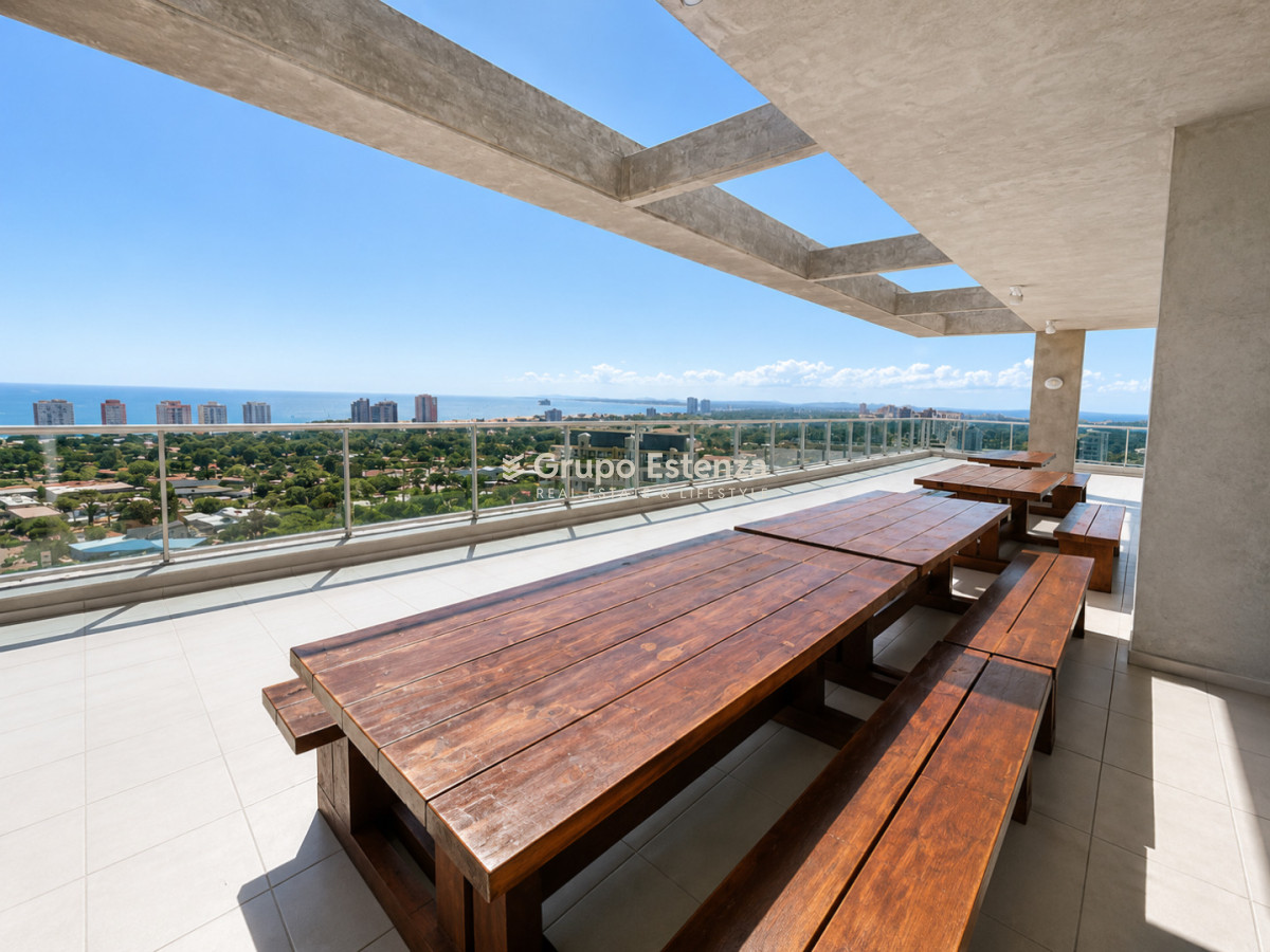 Apartamento ID.947 - Apartamento en venta de 3 dormitorios en Punta del Este
