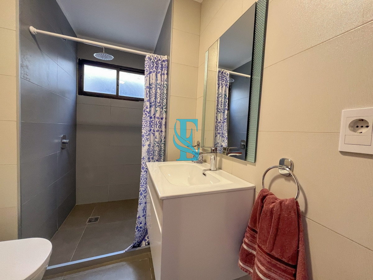 Casa ID.232 - Casa en venta, 3 dormitorios en Parque Burnett