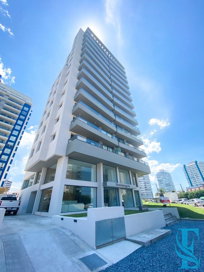 Apartamento ID.1010 - Apartamento 2 dormitorios en venta Playa Brava Punta del Este