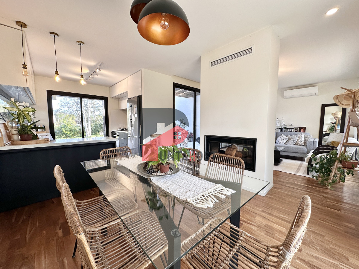 Casa ID.474 - Casa en venta y alquiler de 2 dormitorios en Punta del Este