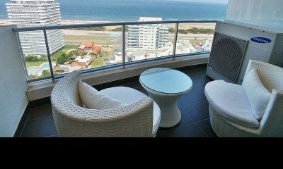 Venta apartamento 3 dormitorios en Playa Brava