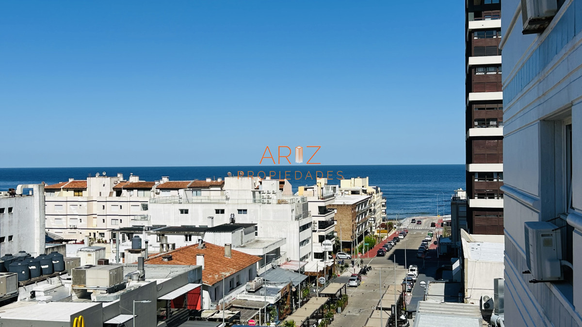 Apartamento ID.2163 - Venta Apartamento de dos 2 dormitorios a metros de playa brava y mansa en Punta del Este
