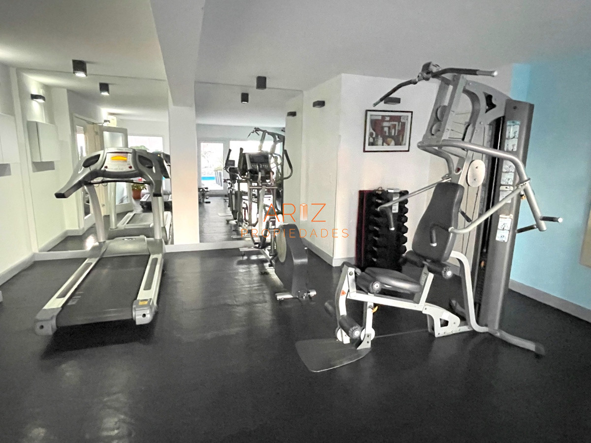 Apartamento ID.2163 - Venta Apartamento de dos 2 dormitorios a metros de playa brava y mansa en Punta del Este