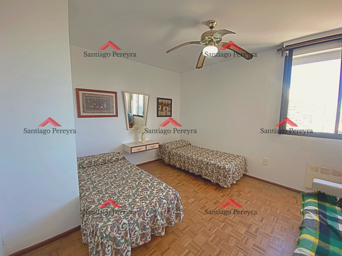 Apartamento ID.12730 - Apartamento de 2 dormitorios en venta Punta del Este