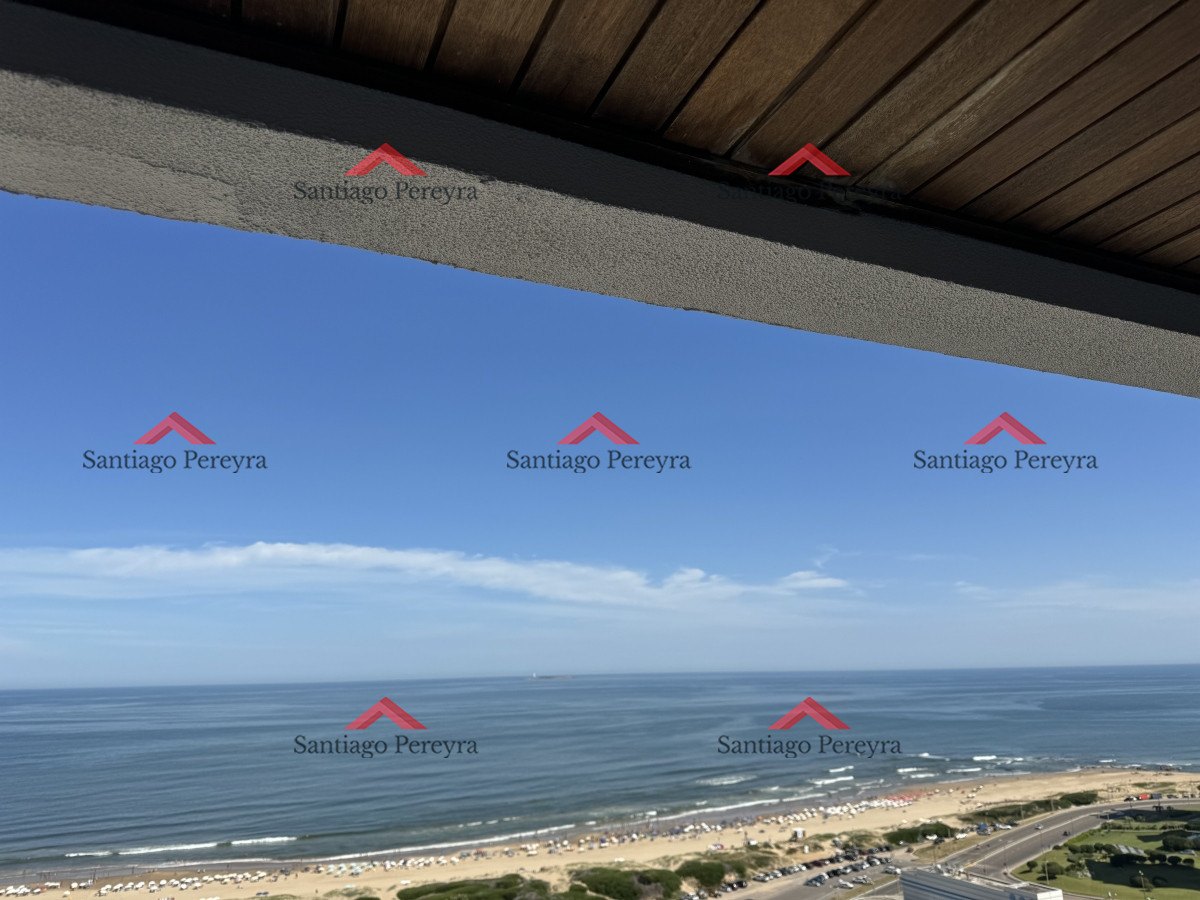 Apartamento ID.8793 - Punta del Este, 3 dormitorios con vista al mar