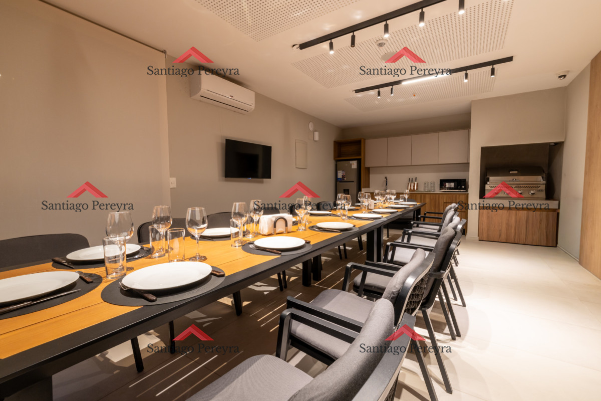 Apartamento ID.16970 - Apartamento de 2 dormitorios en venta, Playa Brava Punta del Este