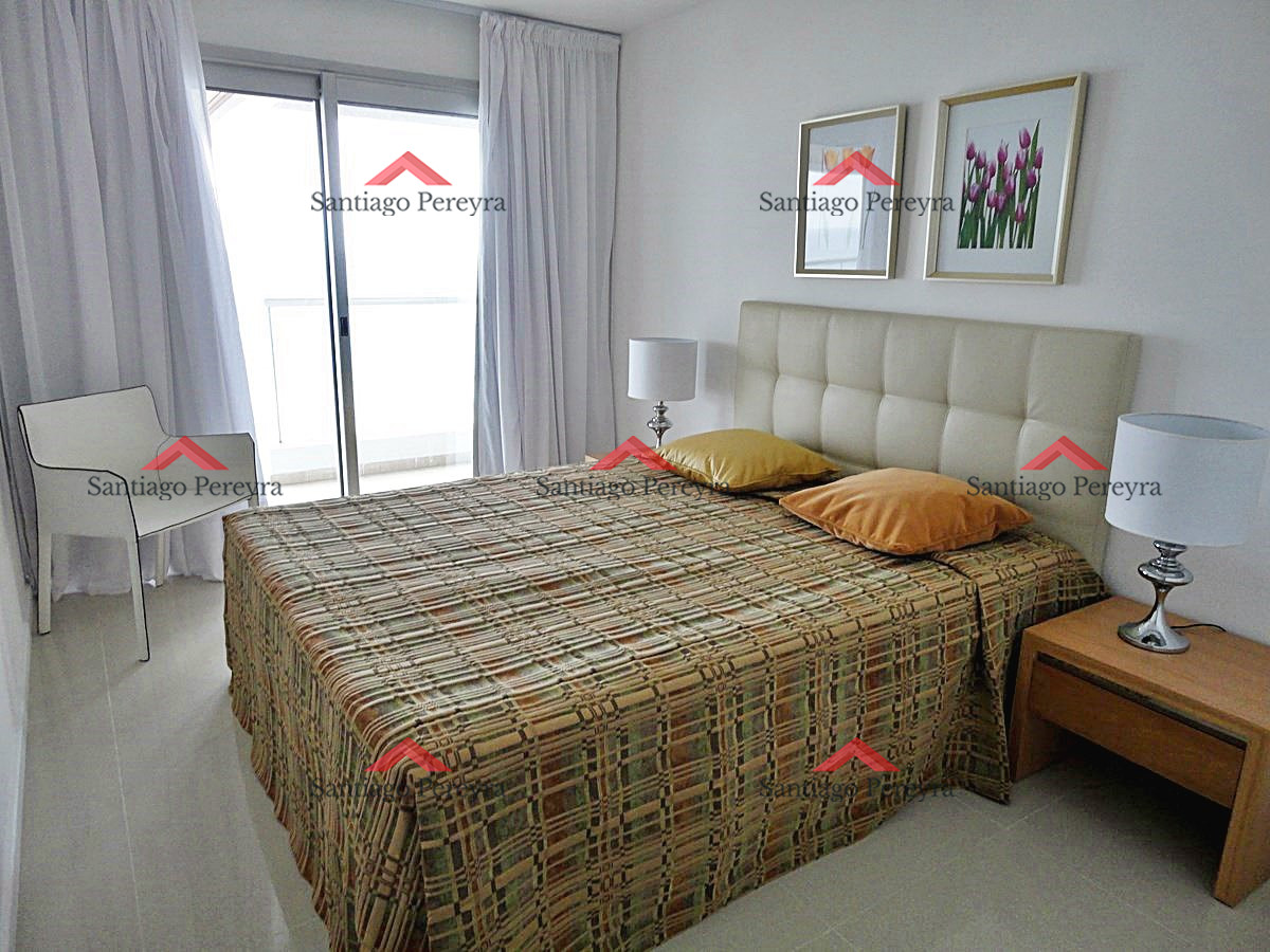 Apartamento ID.8793 - Punta del Este, 3 dormitorios con vista al mar