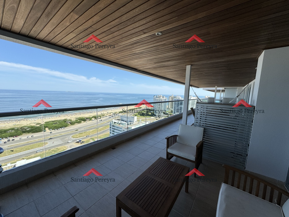 Apartamento ID.8793 - Punta del Este, 3 dormitorios con vista al mar