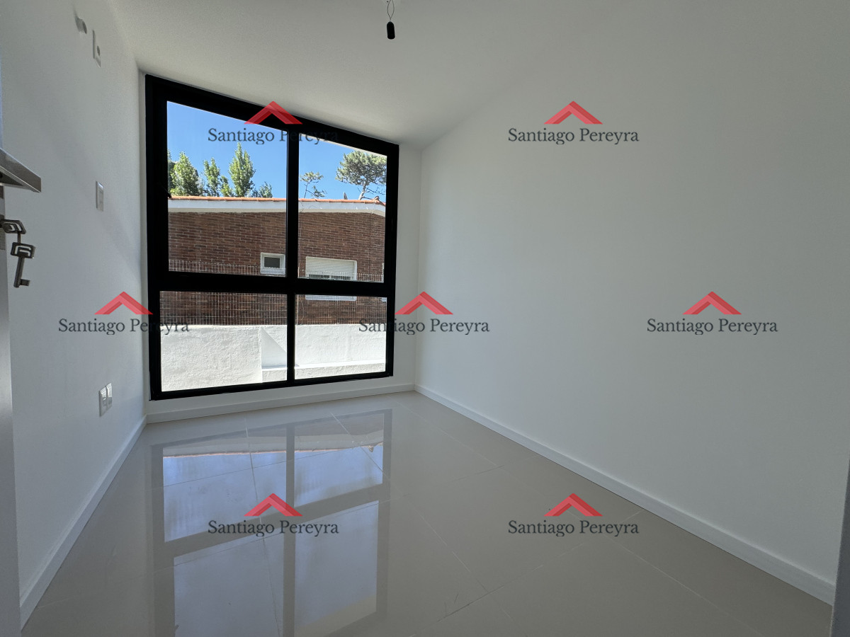 Apartamento ID.16119 - Apartamento en venta en Playa Mansa, 3 dormitorios, Punta del Este